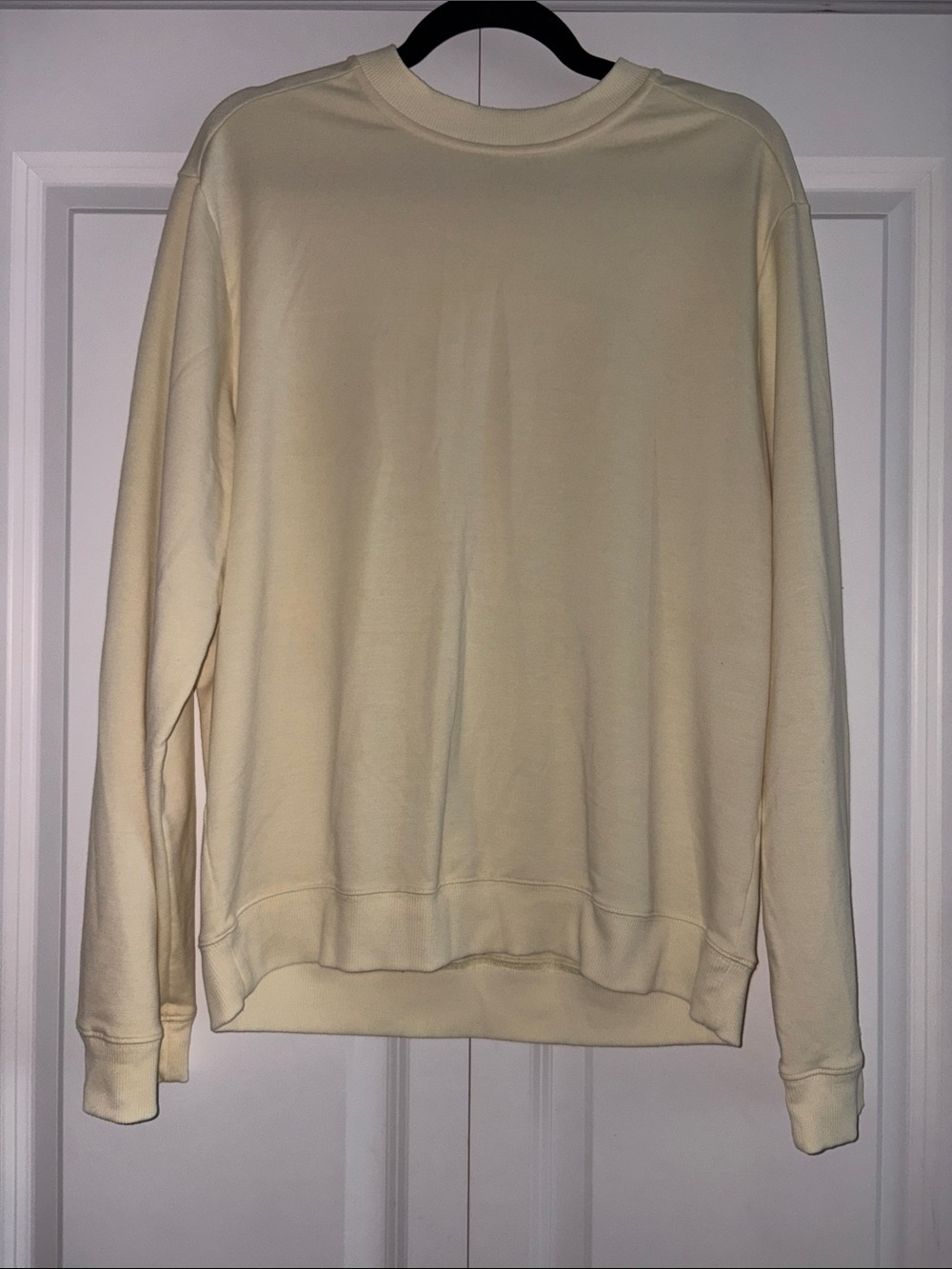 All in Motion Pastel Yellow Crewneck Sweater  Size L
